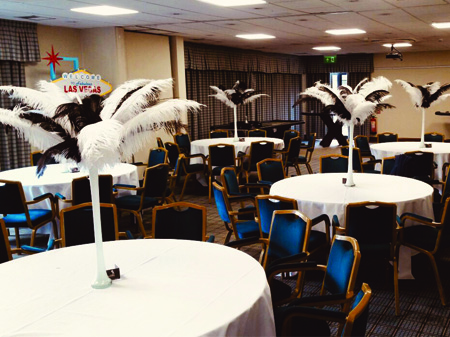 PROPS OSTRICH FEATHER TABLE CENTRES